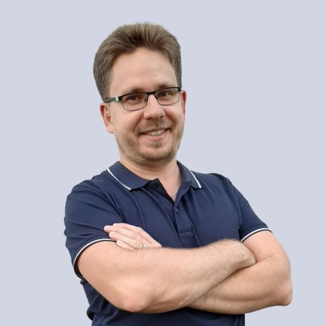 Даниел Иванов